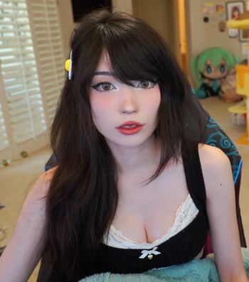 🔥 Emiru  page leaked private photo uncensored full