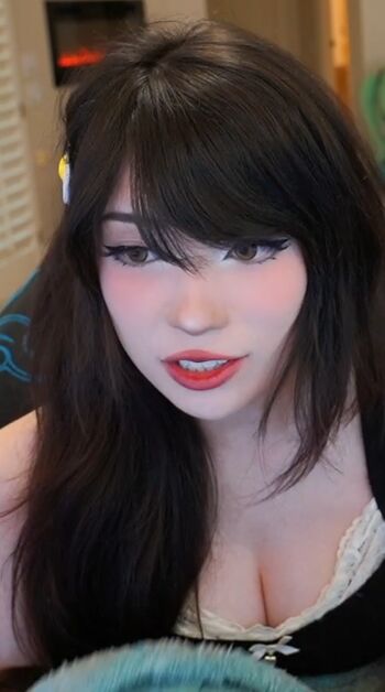 🔥 Emiru  page leaked private photo uncensored full