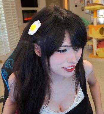 🔥 Emiru  page leaked private photo uncensored full