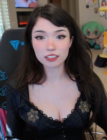 🔥 Emiru  page leaked private photo uncensored full