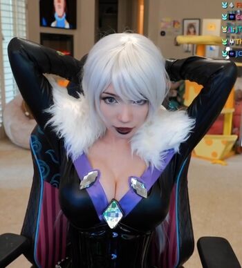 🔥 Emiru  page leaked private photo uncensored full