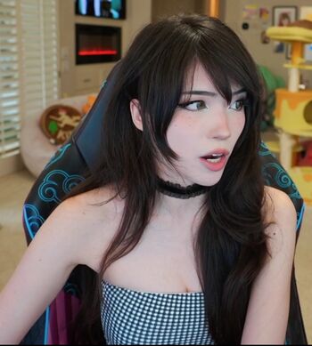 🔥 Emiru  page leaked private photo uncensored full