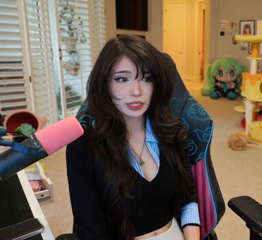 🔥 Emiru leaked private photo uncensored full