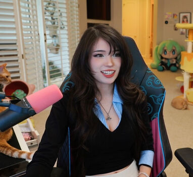 🔥 Emiru leaked private photo uncensored full