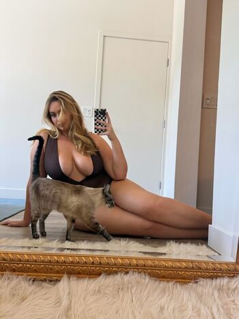 🔥 Erinmhk page leaked private photo uncensored full