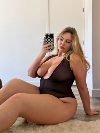 🔥 Erinmhk page leaked private photo uncensored full