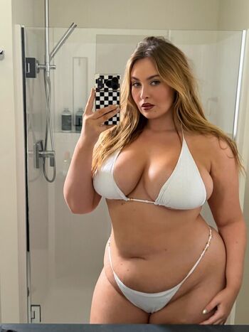 🔥 Erinmhk page leaked private photo uncensored full