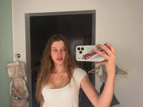 🔥 Ever anderson page leaked private photo uncensored full