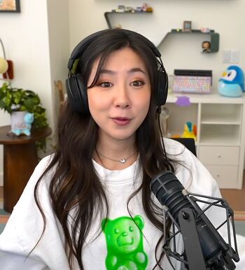 🔥 Fuslie page leaked private photo uncensored full