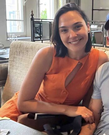 🔥 Gal gadot leaked private photo uncensored full