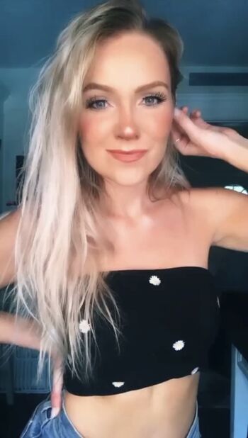 🔥 Hailey malles page leaked private photo uncensored full