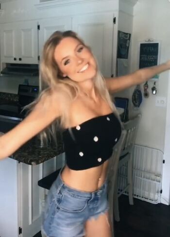 🔥 Hailey malles page leaked private photo uncensored full