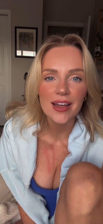 🔥 Hailey malles leaked private photo uncensored full