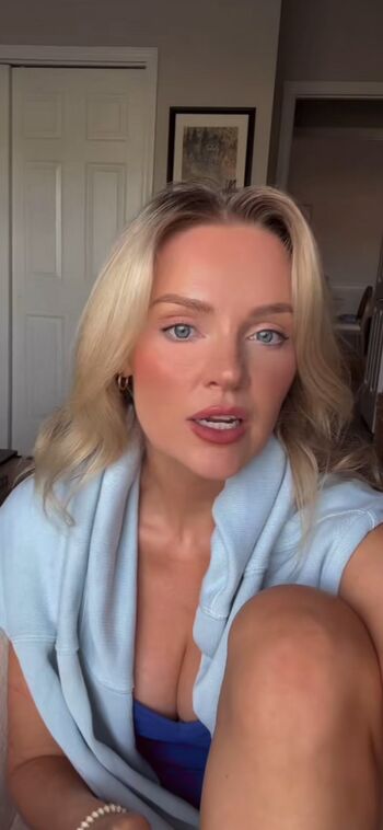 🔥 Hailey malles leaked private photo uncensored full