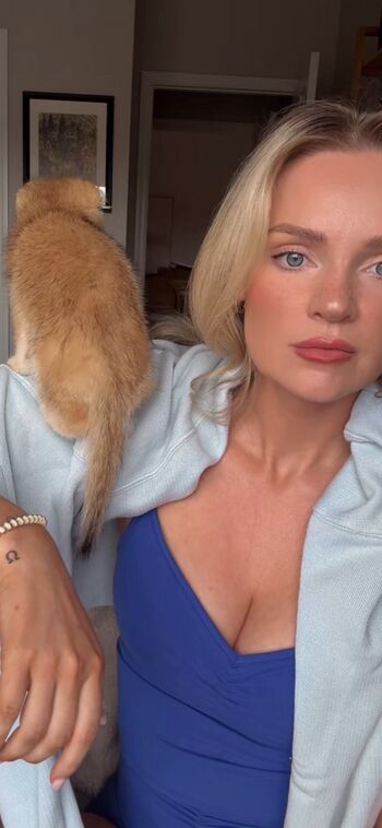 🔥 Hailey malles leaked private photo uncensored full