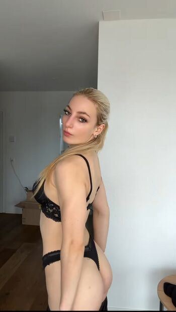 🔥 Helenakingsoul page leaked private photo uncensored full