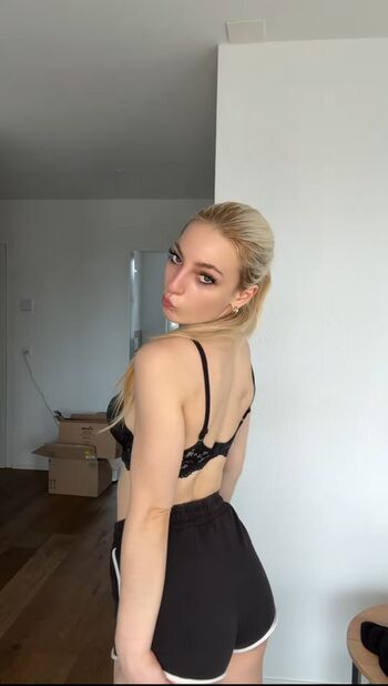 🔥 Helenakingsoul page leaked private photo uncensored full