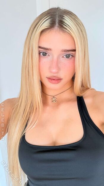 🔥 Honeypuu  page leaked private photo uncensored full