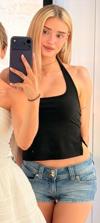 🔥 Honeypuu  page leaked private photo uncensored full