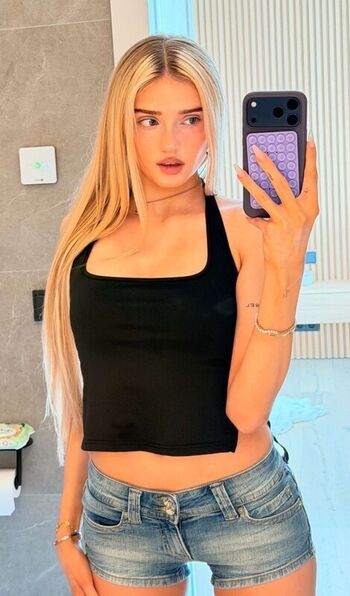 🔥 Honeypuu  page leaked private photo uncensored full
