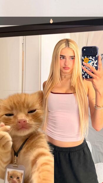 🔥 Honeypuu  page leaked private photo uncensored full