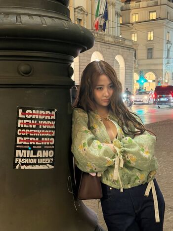 🔥 Huh yunjin  page leaked private photo uncensored full