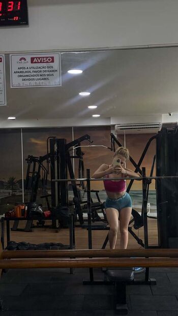 🔥 Iamcarlavoicu leaked private photo uncensored full