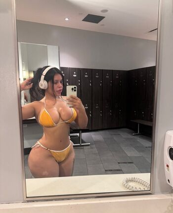 🔥 Iluvcinnie page leaked private photo uncensored full