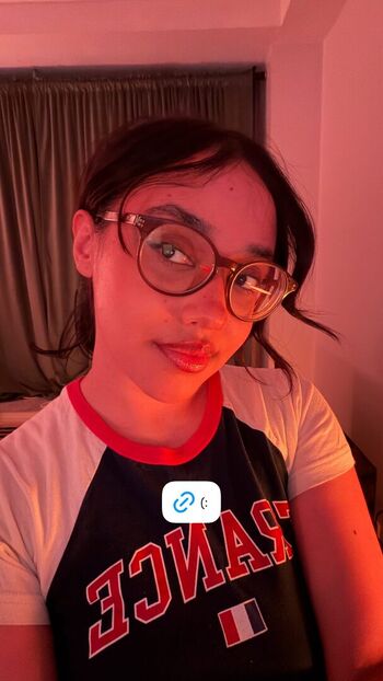 🔥 Itsqueennovaa leaked private photo uncensored full