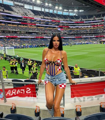 🔥 Ivana knoll leaked private photo uncensored full