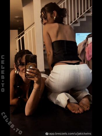 🔥 Jakic twins leaked private photo uncensored full