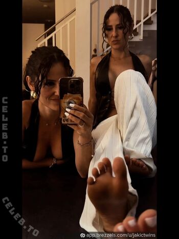 🔥 Jakic twins leaked private photo uncensored full