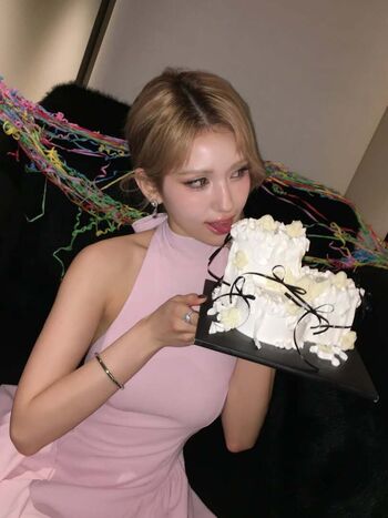 🔥 Jeon somi page leaked private photo uncensored full