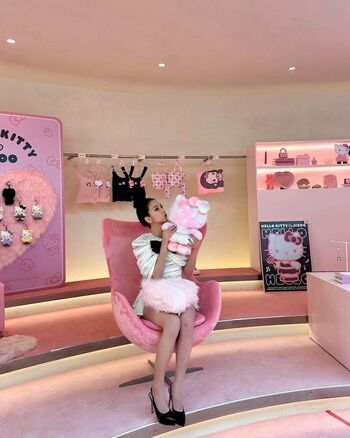 🔥 Jisoo  page leaked private photo uncensored full