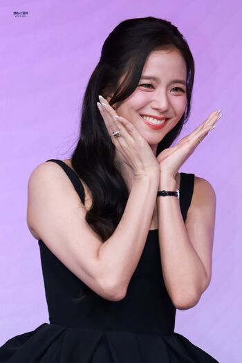 🔥 Jisoo  page leaked private photo uncensored full