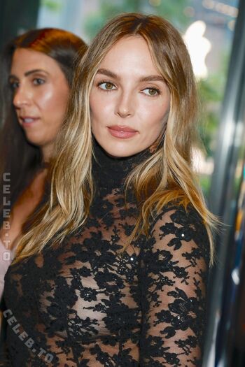 🔥 Jodie comer page leaked private photo uncensored full
