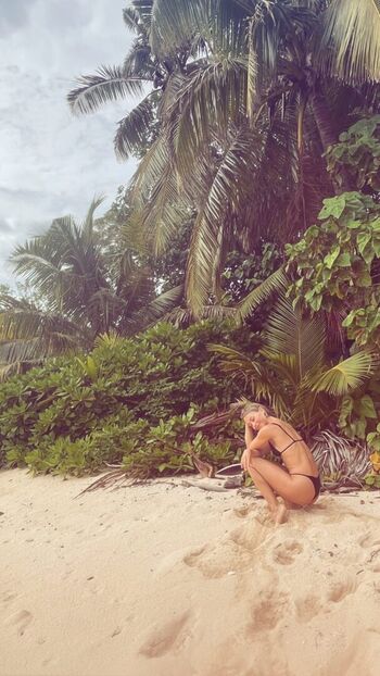 🔥 Julianne hough page leaked private photo uncensored full