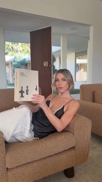 🔥 Julianne hough page leaked private photo uncensored full