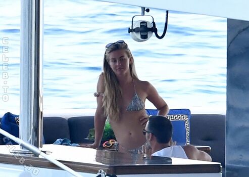 🔥 Julianne hough page leaked private photo uncensored full
