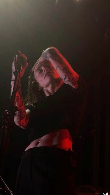 🔥 Julien baker leaked private photo uncensored full