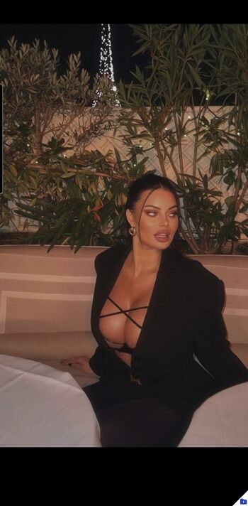🔥 Justyna gradek page leaked private photo uncensored full