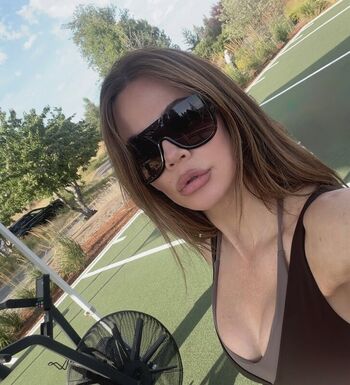🔥 Khloe kardashian leaked private photo uncensored full