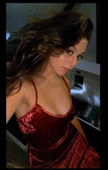 🔥 Kira kosarin  page leaked private photo uncensored full