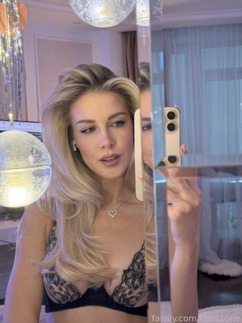 🔥 Krissone leaked private photo uncensored full