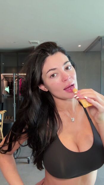 🔥 Kylie jenner  page leaked private photo uncensored full