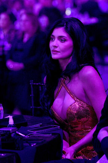 🔥 Kylie jenner  page leaked private photo uncensored full