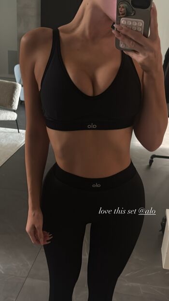 🔥 Kylie jenner  page leaked private photo uncensored full