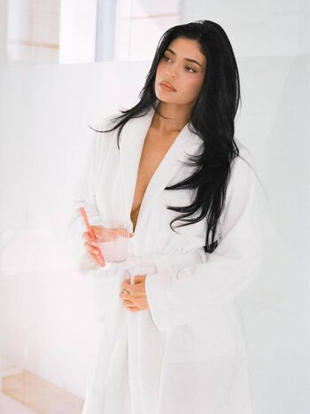 🔥 Kylie jenner  page leaked private photo uncensored full