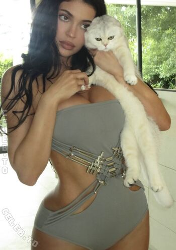 🔥 Kylie jenner  page leaked private photo uncensored full