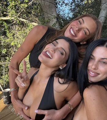 🔥 Kylie jenner  page leaked private photo uncensored full